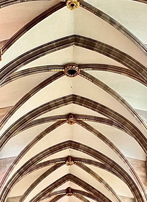 Heiliger Raum und Architektur